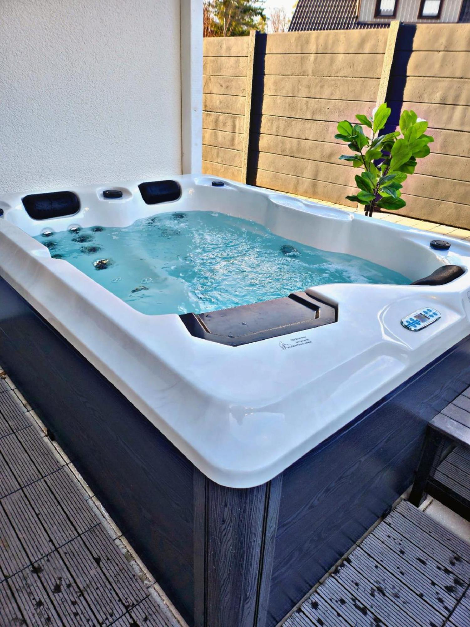 Lions Place Premium Apartments Executive Luxus Penthouse Inklusive Spa Heidenheim an der Brenz Exterior foto